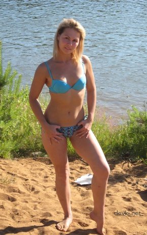 Raw Homemade Blowjob: Sexy Amateur Sucking Dick