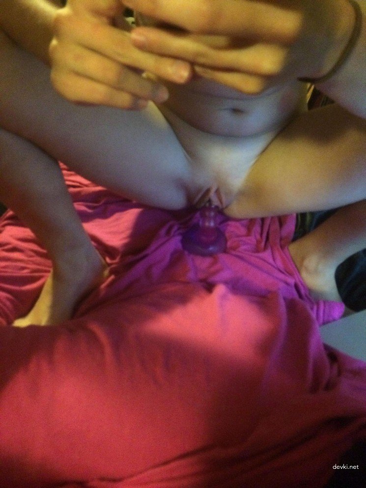 Private Photo: Dildo in Pussy and Anal - Amateur Porn Explosion