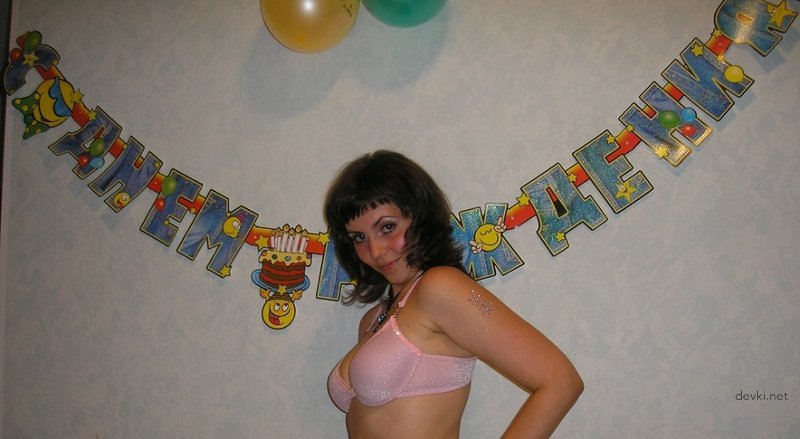 Breaking in my new girlfriend for hot amateur sex - Explicit photos