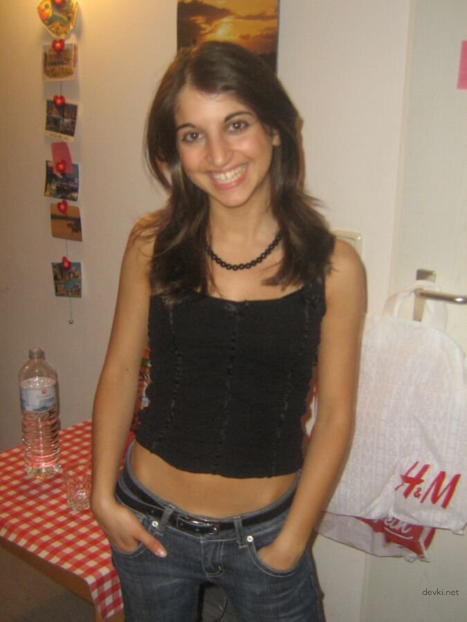 Explicit Amateur Photo: Naked Girl with Small Tits