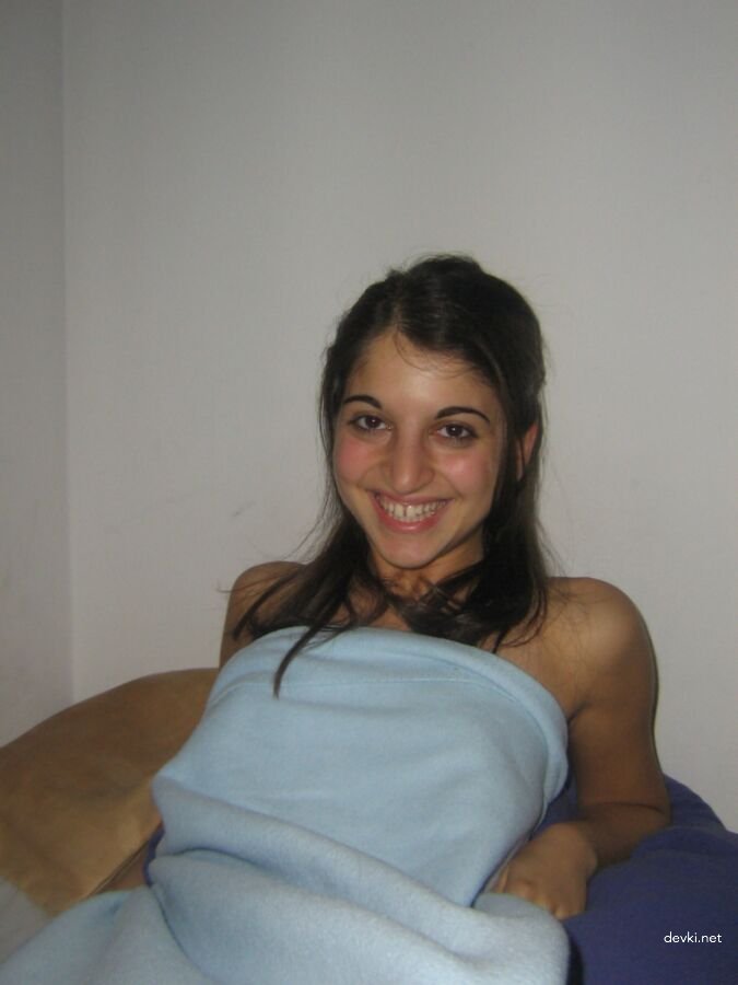 Explicit Amateur Photo: Naked Girl with Small Tits