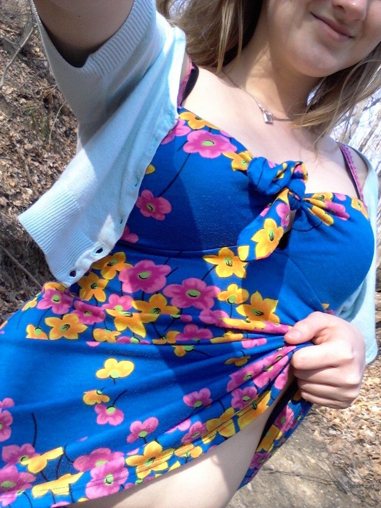 Anal Plug Play in Amateur Porn: Bold Butt Plug Fun