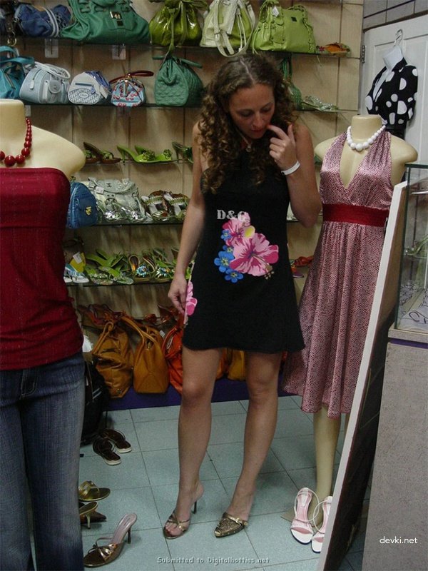 Explicit Amateur Family Couple Vacation Photos - XXX Content