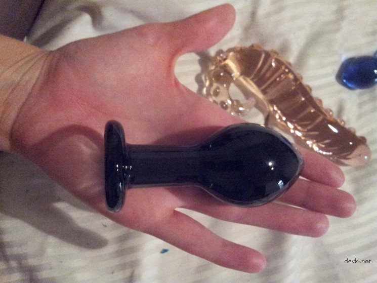 Sexy Girl Loves Fucking Herself with Sex Toys - Amateur Porn Pic