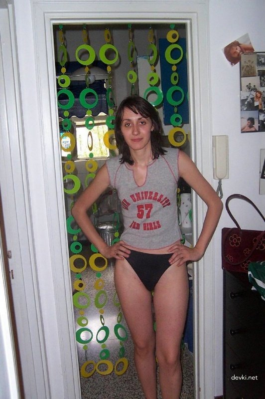 Facial Cumshot Explosion: Amateur Porn Babe Covered in Jizz