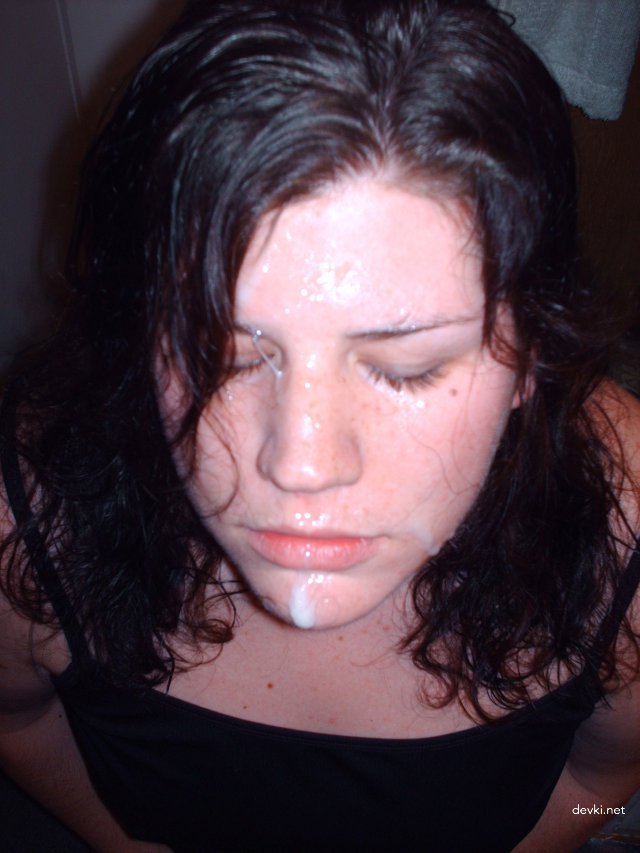 Girls Taking Cumshots on Their Faces - Explicit Amateur Porn Photos