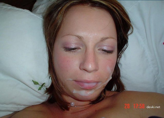 Girls Taking Cumshots on Their Faces - Explicit Amateur Porn Photos