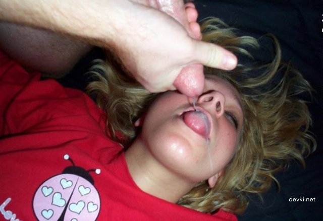 Girls Taking Cumshots on Their Faces - Explicit Amateur Porn Photos