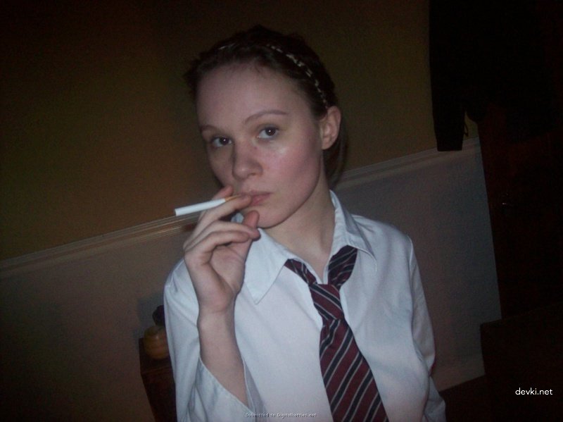 Hot Young Girl Fucks on Workbench - Amateur Porn Photo