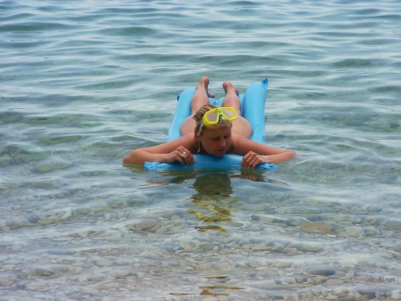 Amateur Husband Fucks Wife's Pussy - Explicit Homemade Porn