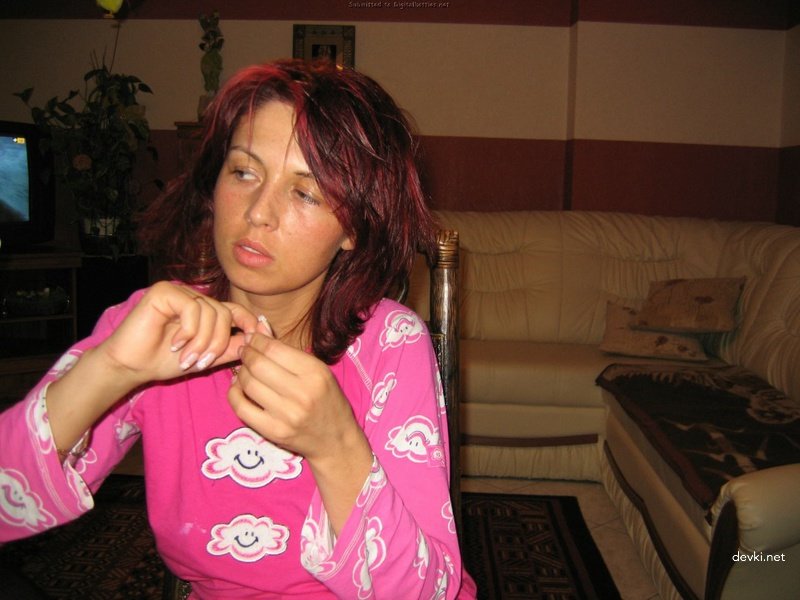 Explicit Redhead Woman's Pussy Amateur Photo