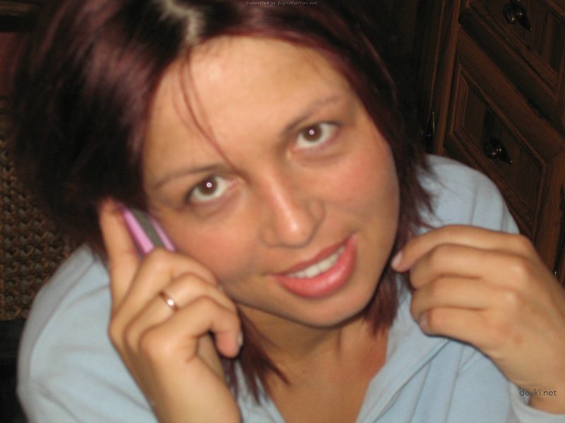 Explicit Redhead Woman's Pussy Amateur Photo