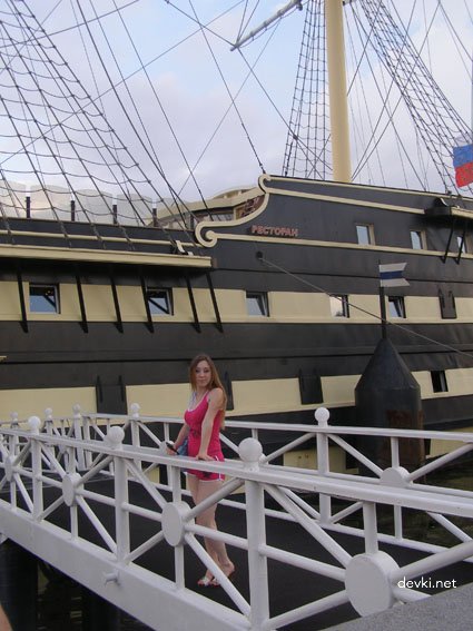 Sexy Amateur in Tights and Stockings Loves Posing - Explicit Homemade Porn Pics