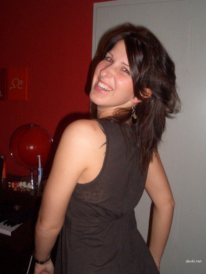 German Amateur Porn Pics: Private and Explicit Photos