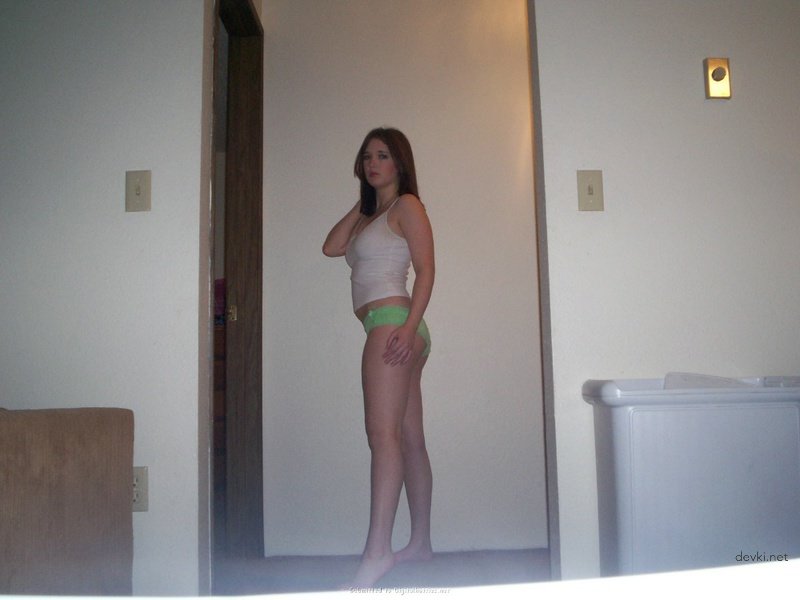 Hot Amateur American Girl Sex - Explicit Homemade Porn Pics