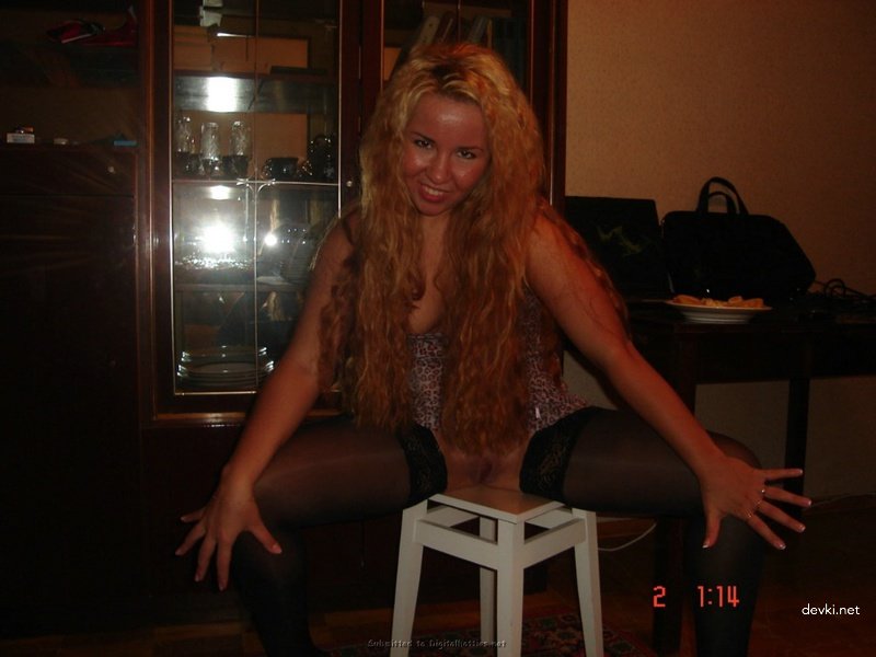 Drunk Girlfriend Returns from Club for Explicit Amateur Porn Shoot