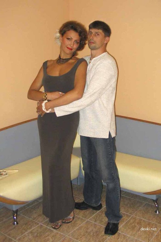 Hot Wife Sucking Husband's Cock - Amateur Porn Photo