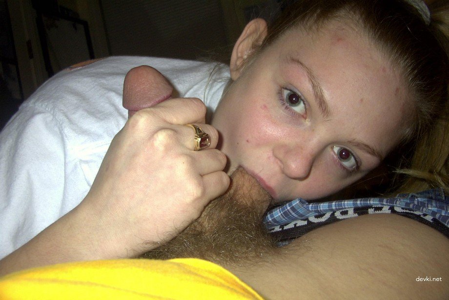 Hot Amateur Sex with Young Girlfriend - Explicit Homemade Porn Pics