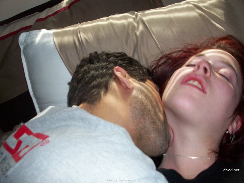 Guy fucks stranger's chick in hot amateur porn pic