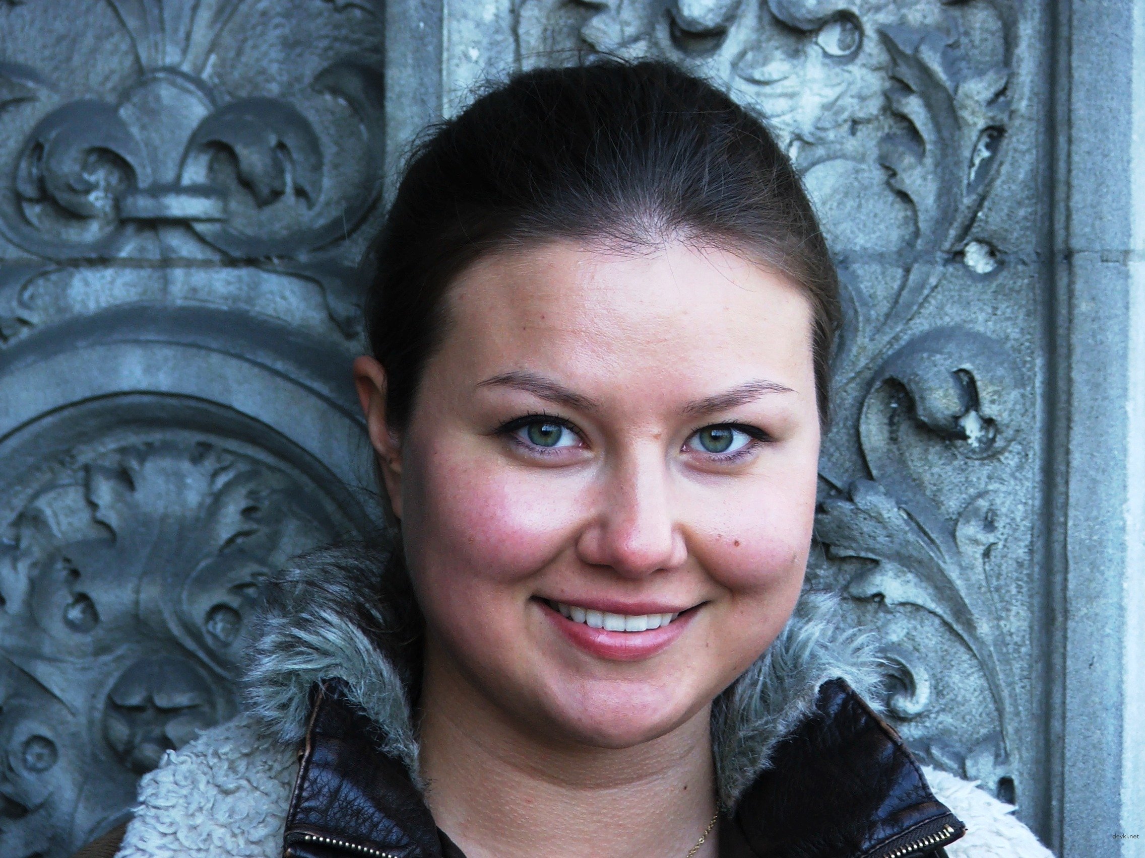 Amateur Girl Fingering Her Pussy - Explicit Solo Masturbation