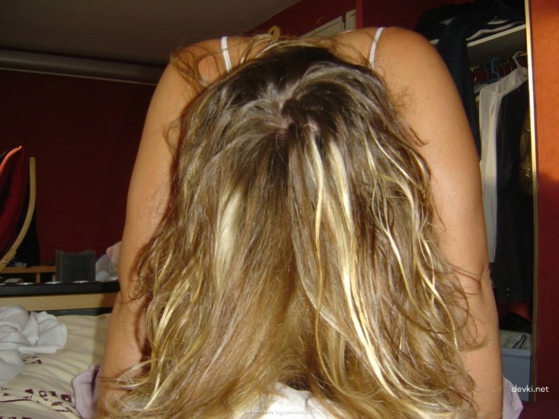 Hot amateur cumshot on girl's body after blowjob