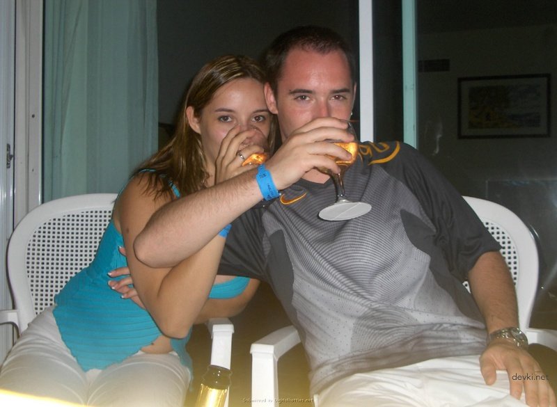 Sexy Amateur Girl Loves Hardcore Sex - Explicit Amateur Porn Photos