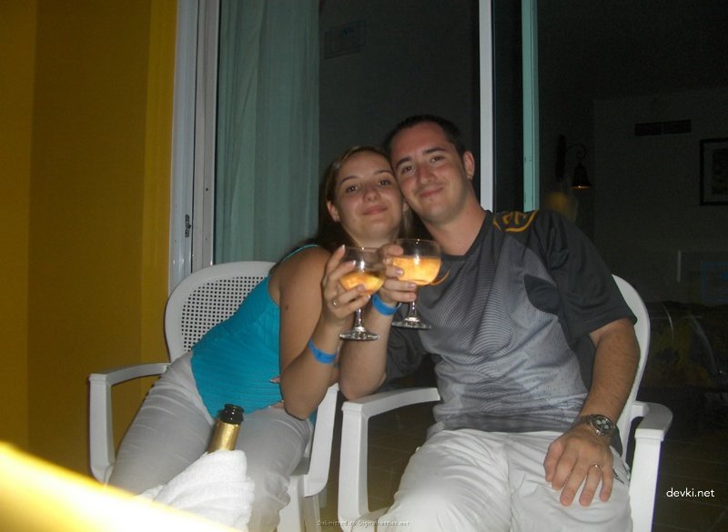 Sexy Amateur Girl Loves Hardcore Sex - Explicit Amateur Porn Photos