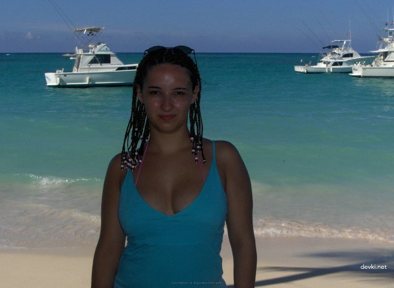 Sexy Amateur Girl Loves Hardcore Sex - Explicit Amateur Porn Photos