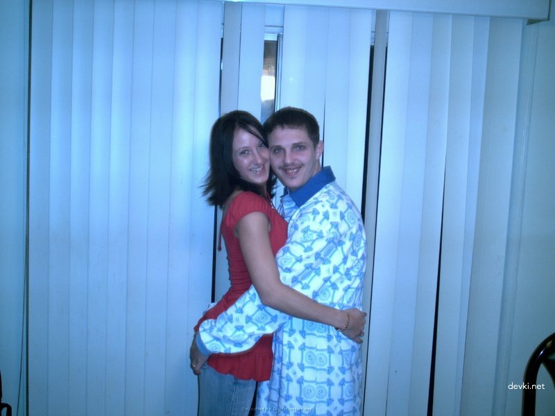 Amateur Guy Fucks Tattooed Brunette - Explicit Homemade Porn