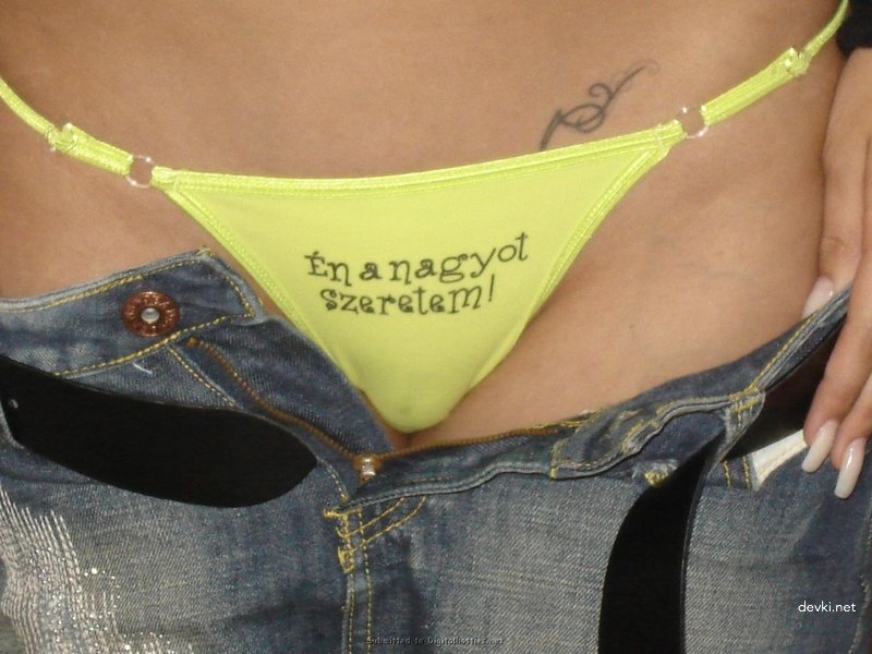 Fiery Redhead with Curvy Body - Explicit Amateur Photo
