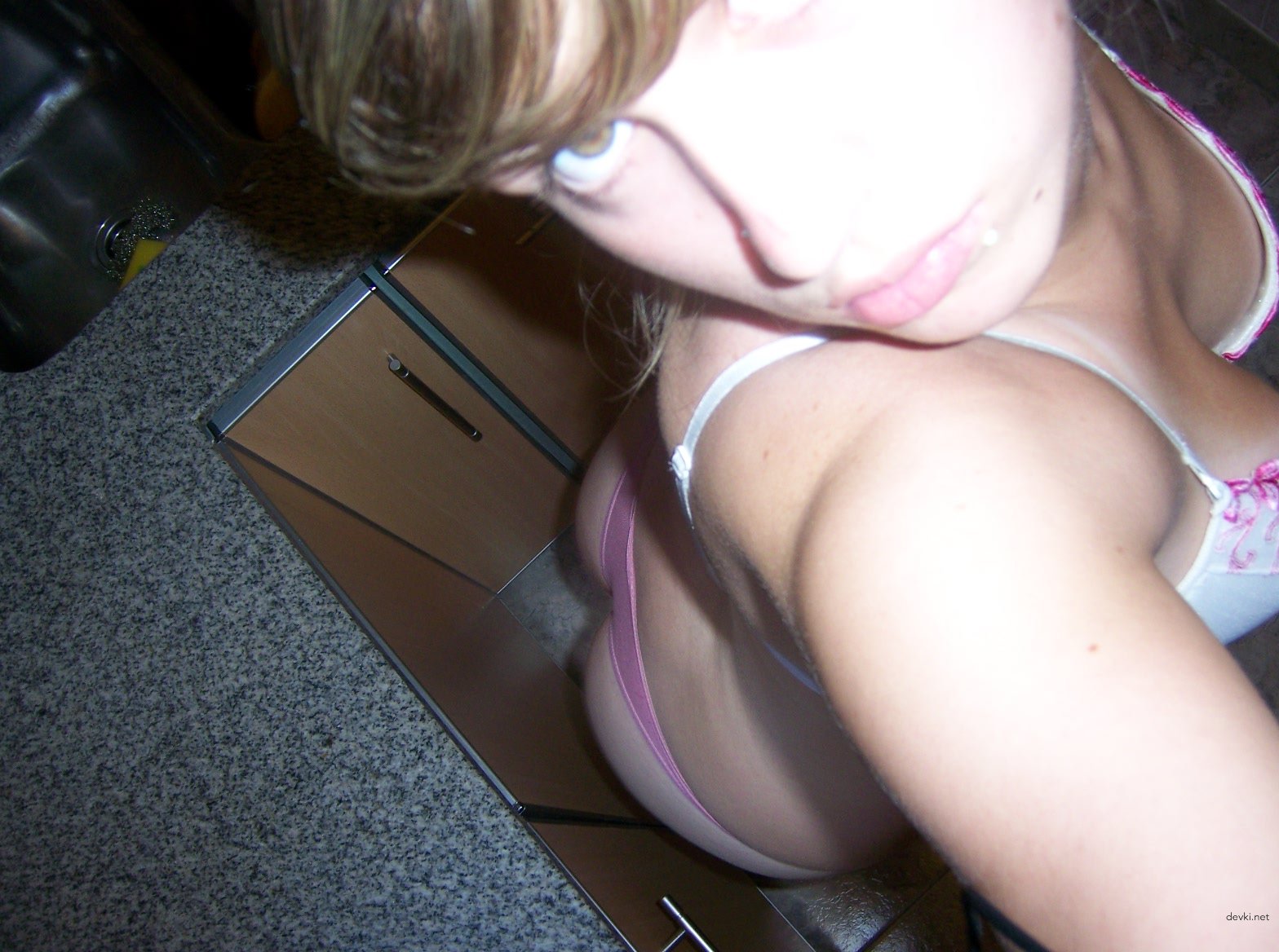 Amateur Slut Desperate to Become Porn Star - XXX Photo Shoot