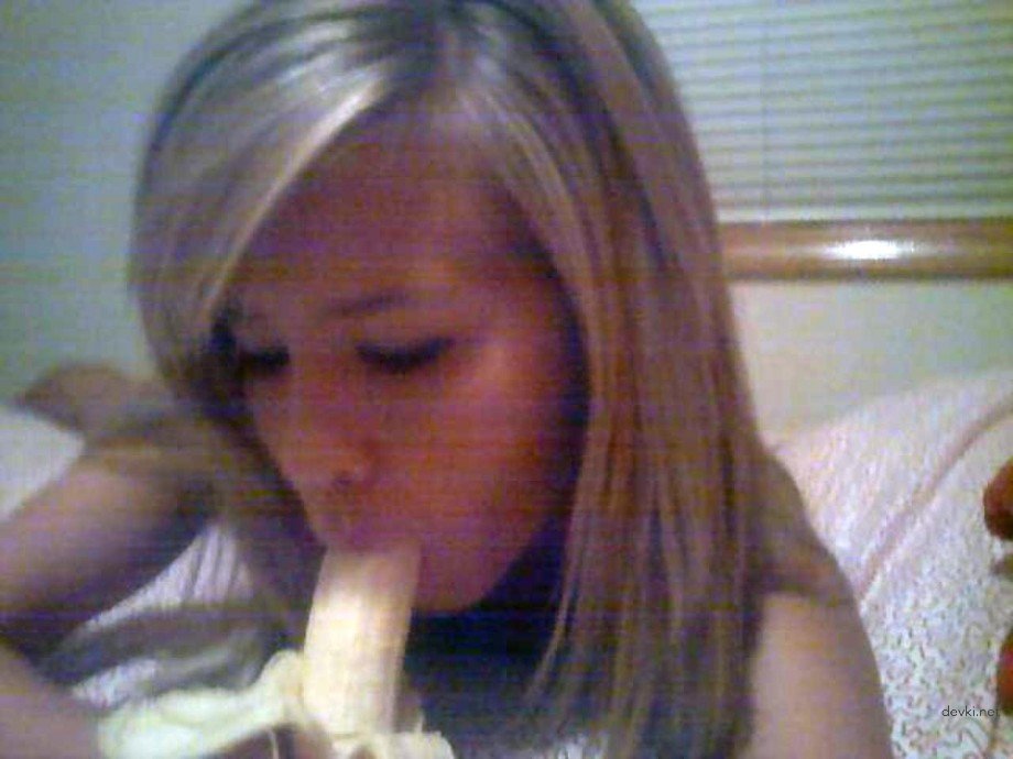 Sexy Girl Fucks Herself with Banana in Wet Pussy - Amateur Porn Pic