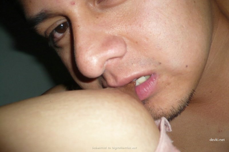 Amateur Porn: Giving Girlfriend Blowjob - Explicit Homemade XXX