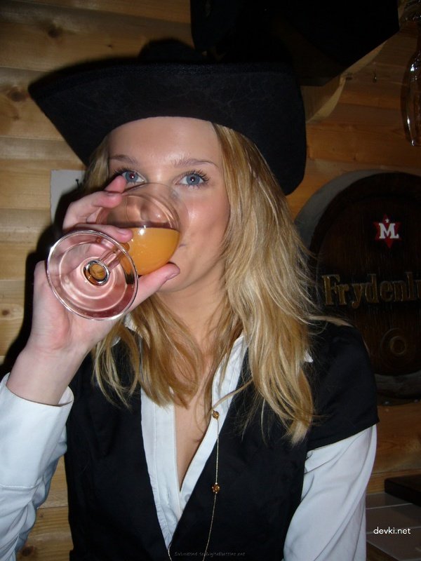 Young Couple's Naughty Antics: Explicit Amateur Porn Photos