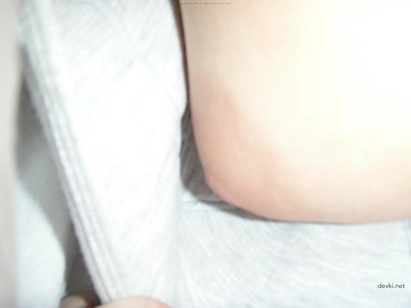 Hot Young Wife Learns to Give Blowjob - Amateur Porn Photos