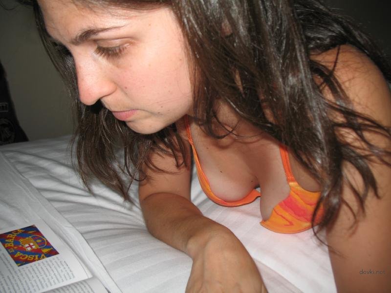 Juicy Hot Woman in Explicit Amateur Porn Photos