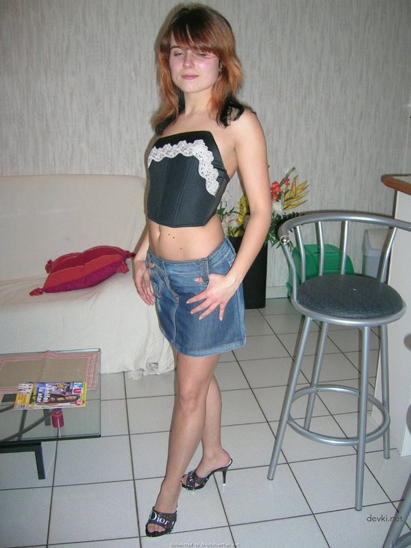 Deep Finger Insertion in Wet Pussy - Amateur Porn Photo