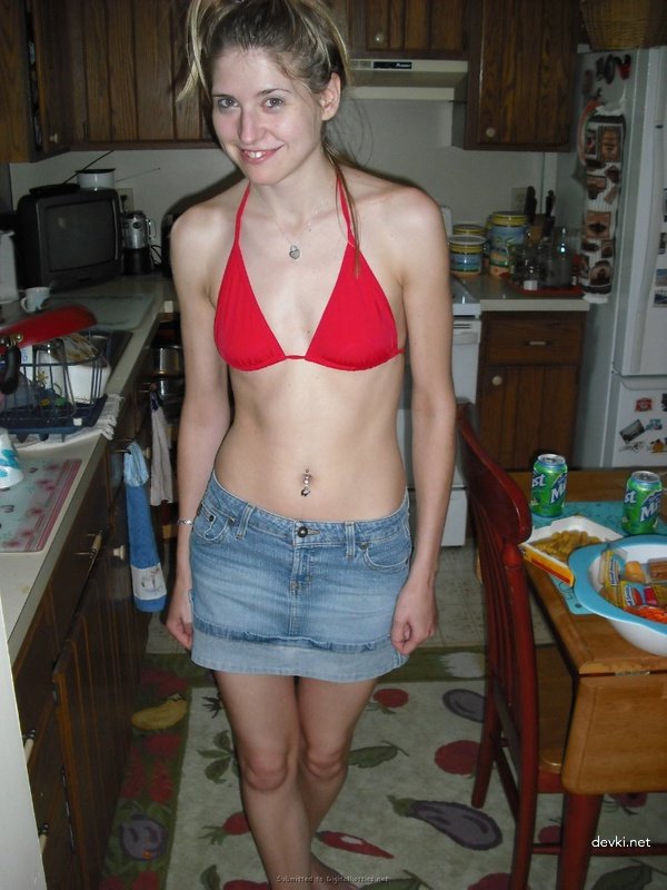 Sister Changing Clothes in Bedroom: Explicit Amateur Photo