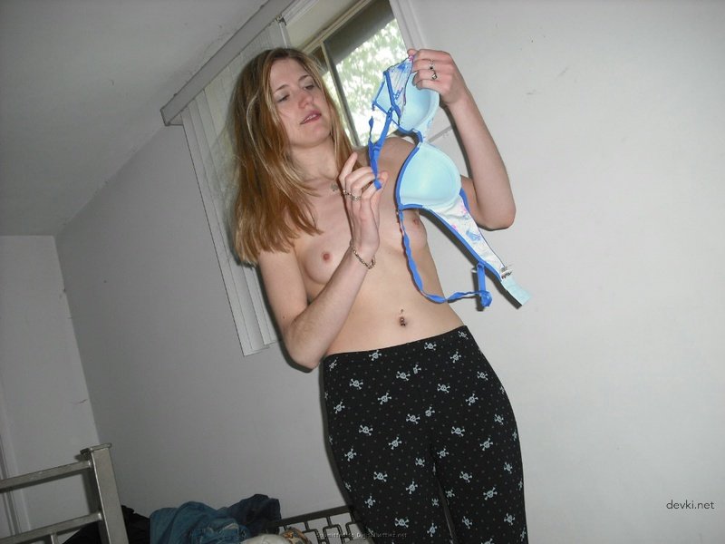 Sister Changing Clothes in Bedroom: Explicit Amateur Photo