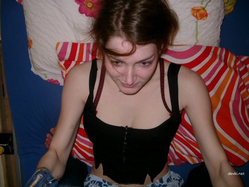 Hot Amateur Blowjob Before Bed - Explicit Homemade Porn Photo