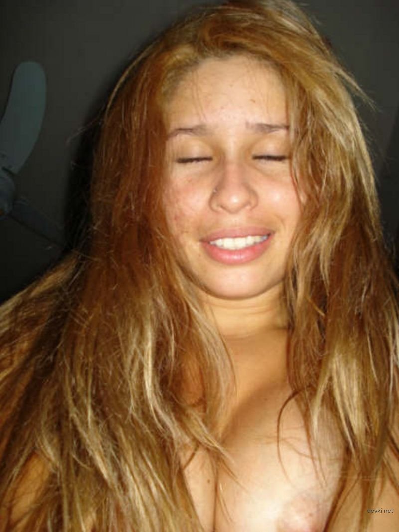 Amateur Couple Fucks on Camera: Explicit Homemade Porn