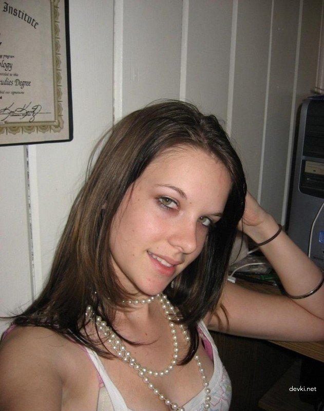 Kinky Wife Amateur Porn: Explicit Sex with a Deviant Wife