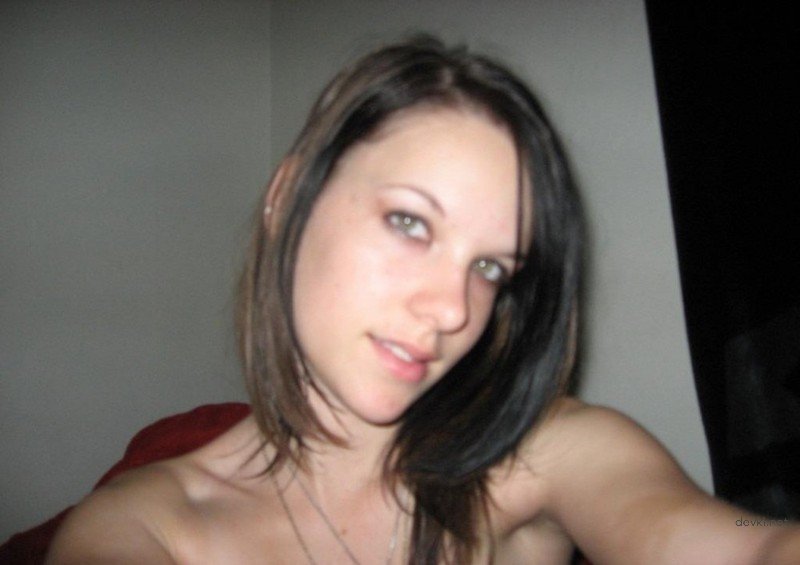 Kinky Wife Amateur Porn: Explicit Sex with a Deviant Wife