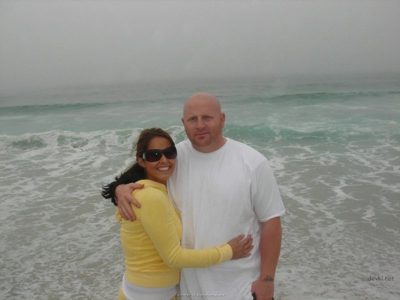 Wild Fun with Busty Babe: Explicit Amateur Porn Photos