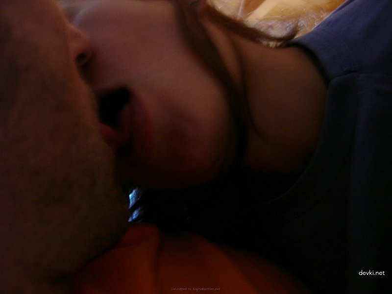 Intense Blowjob from Drunk College Girl: Explicit Amateur Porn Photo