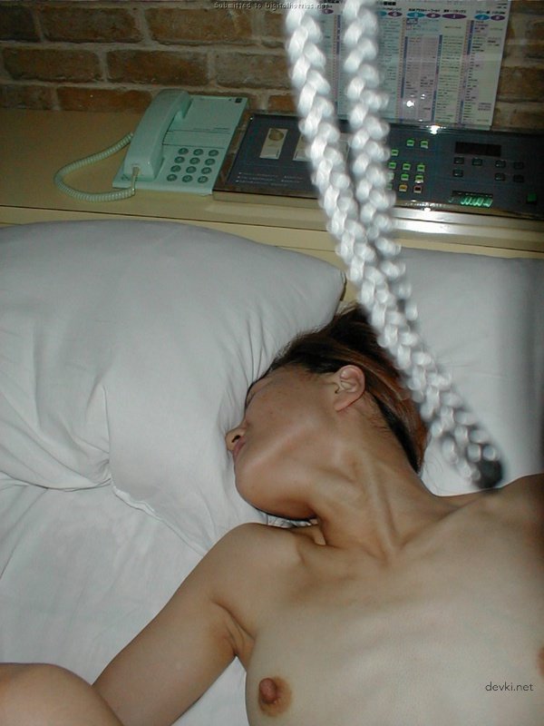 Rough Asian Fuck: Amateur Man Hardcore Pounds Asian Babe