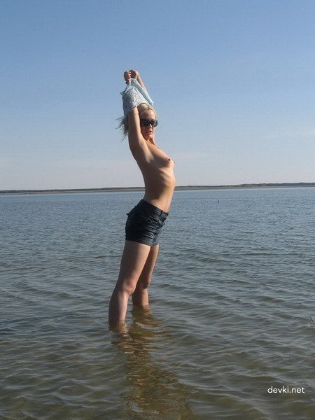 Double Penetration for Young Gymnast - Amateur Porn Photo with Two Cocks