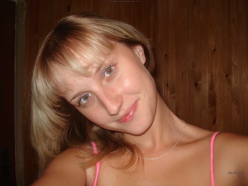 Fingered Wet Pussy Amateur Porn Pic - Hot and Explicit Action