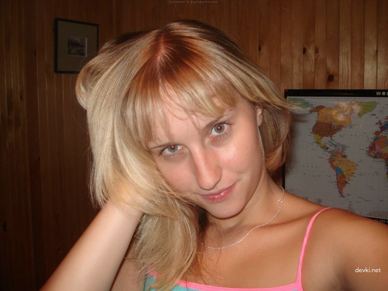 Fingered Wet Pussy Amateur Porn Pic - Hot and Explicit Action