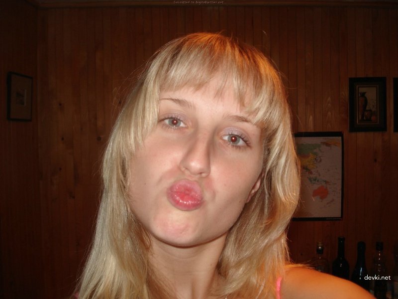 Fingered Wet Pussy Amateur Porn Pic - Hot and Explicit Action